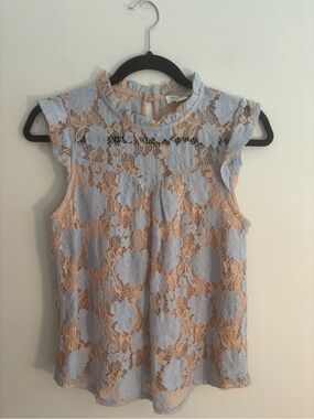Monteau Los Angeles beige sleeveless top with blue/beige crochet overlay